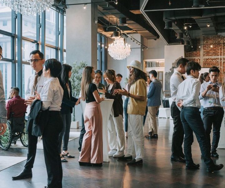 Maximize Your ROI at Live Conferences With These 5 Strategies _ Entrepreneur